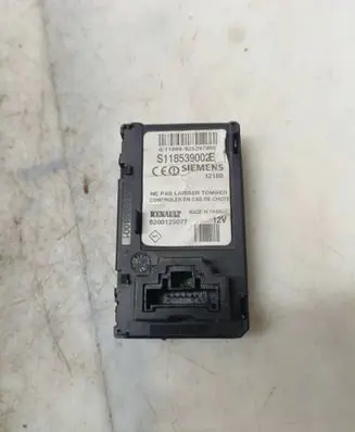 Renault Scenic II - Grand scenic II Ignition key card reader S118539002E 8200125077