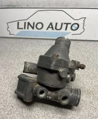 BMW 5 E34 Thermostat/thermostat housing 1265055