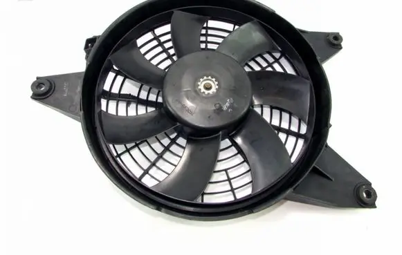 Hyundai Accent Radiator cooling fan shroud