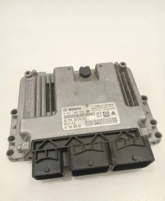 Peugeot 208 Engine control unit/module 9678495980 9666319180 0261S06494