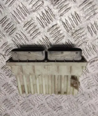 Opel Zafira A Coolant fan relay 24462346