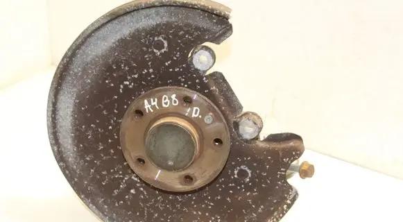 Audi A4 S4 B8 8K Rear wheel hub