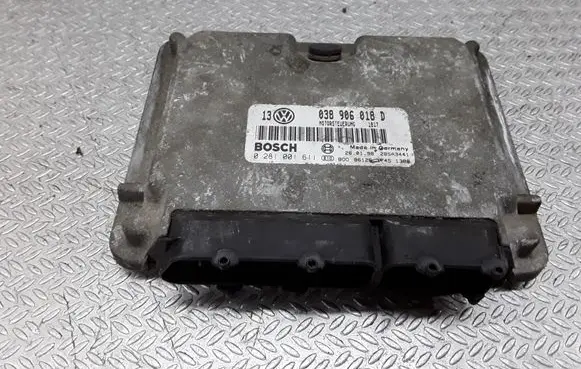 Audi A6 S6 C5 4B Engine control unit/module 038906018D 0281001611