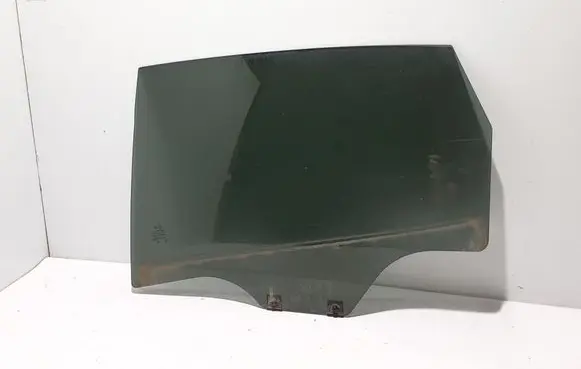 Renault Arkana Rear door window glass 823015191R