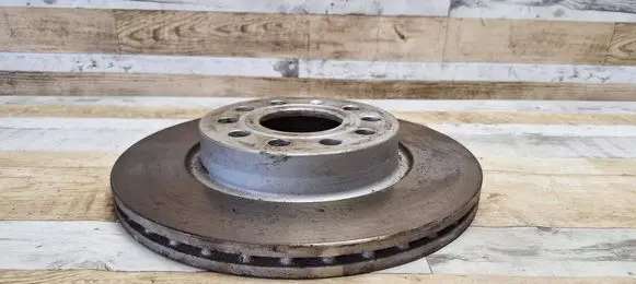 Volkswagen Jetta V Front brake disc
