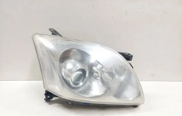 Toyota Avensis T250 Headlight/headlamp E138422 9922680008