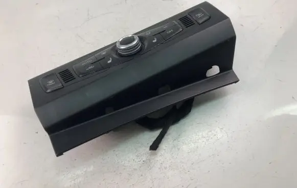 Audi A4 S4 B8 8K Interior fan control switch 8K1820043AB