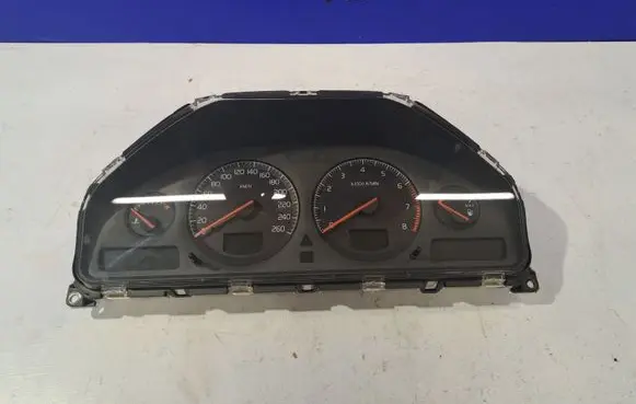 Speedometer (instrument cluster)
