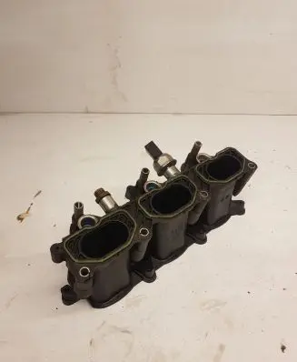Audi A6 S6 C6 4F Intake manifold 06E133109J