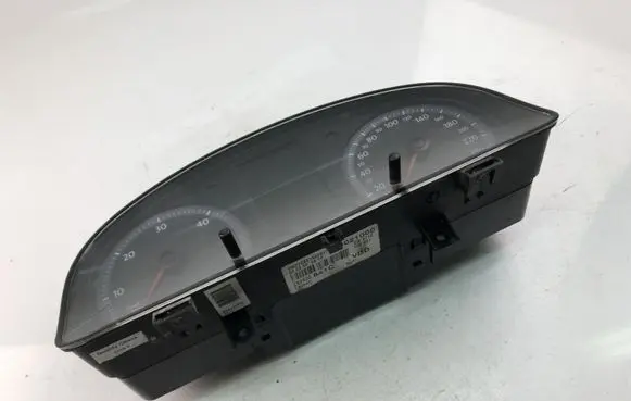 Volkswagen Caddy Speedometer (instrument cluster) 2K0920841C