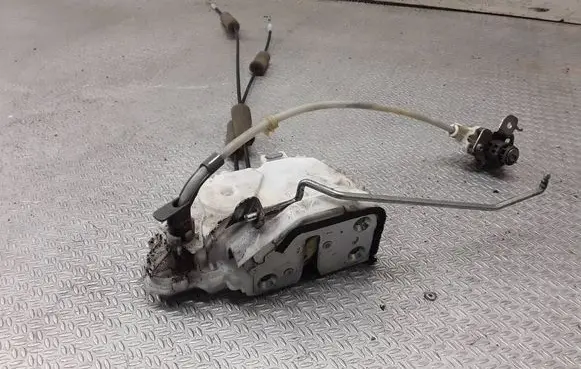 Honda Civic Front door lock 72151SMGG0 GD0047186 EUK9302120A