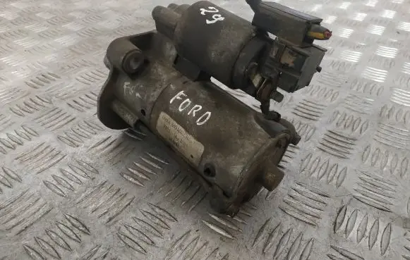 Ford Focus Starter motor Y60118400A