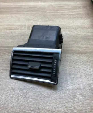 Audi A8 S8 D3 4E Dashboard side air vent grill/cover trim 4E0820901
