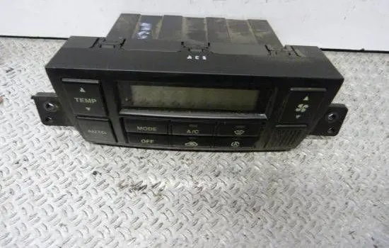 Hyundai Tucson JM Climate control unit