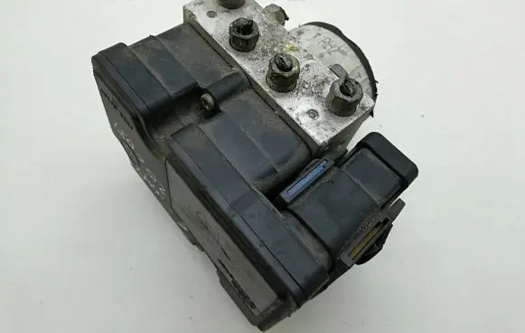Ford C-MAX I ABS Pump 3M512M110CA