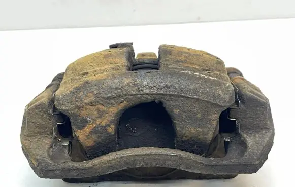 Mercedes-Benz B W245 Front brake caliper