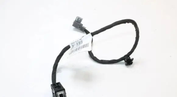 Citroen C4 II Picasso USB socket connector 9806059580