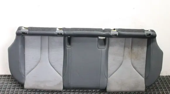 Skoda Enyaq iV Rear seat 