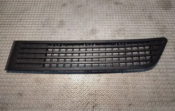 Volkswagen Crafter Front grill 9068361218 2E1864877