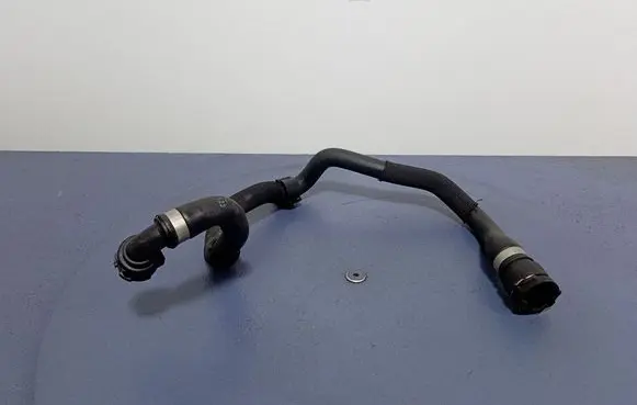 Engine coolant pipe/hose