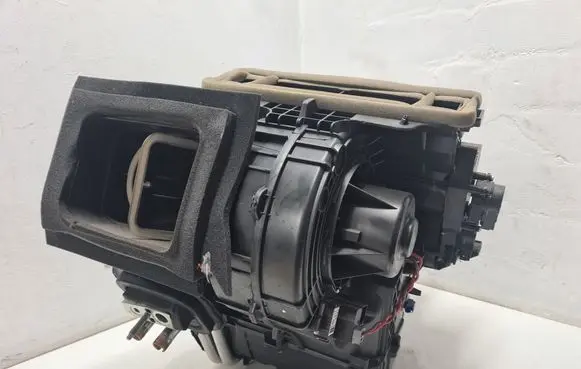 Ford Kuga II Interior heater climate box assembly DV6N19B555NJ