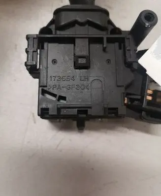 Toyota Corolla Verso AR10 Wiper control stalk 8465205150 L97