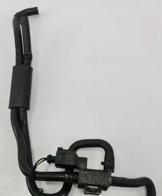 Volkswagen Touran I Turbo solenoid valve 06F906283F