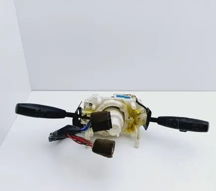 KIA Shuma Wiper turn signal indicator stalk/switch 