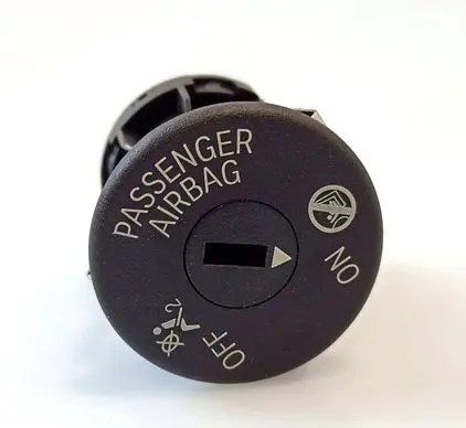 Passenger airbag on/off switch