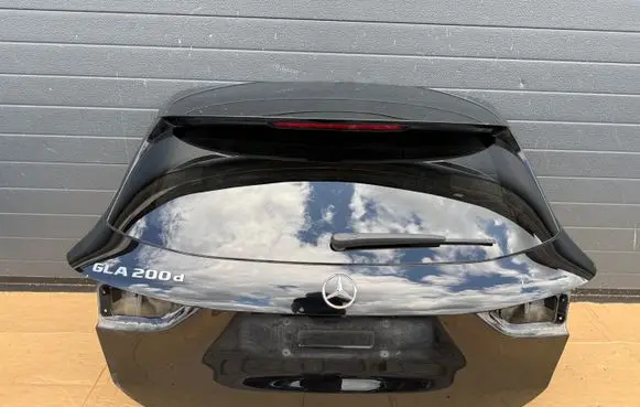 Mercedes-Benz GLA H247 Tailgate/trunk/boot lid