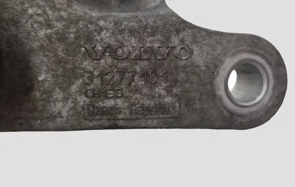 Volvo V40 Gearbox mounting bracket 31277181