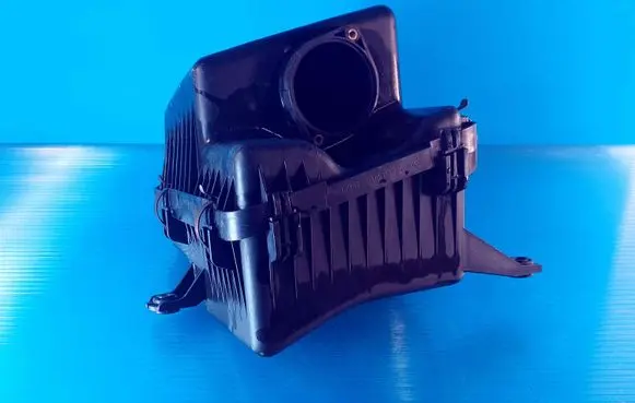 KIA Sorento Air filter box 281103E200