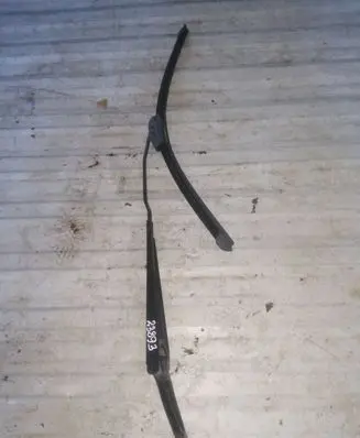 Volvo S60 Front wiper blade arm 8624243
