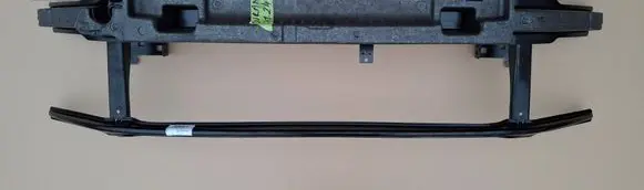 Volkswagen Touran III Front bumper support beam 5TA807930A 5TA807651D