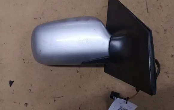 Toyota Yaris Front door electric wing mirror 879100D 4948 010673