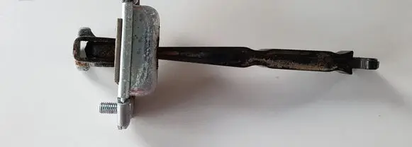 KIA Sorento Front door check strap stopper