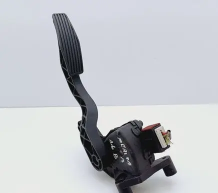 Opel Meriva A Accelerator throttle pedal 93335443 6PV00811002