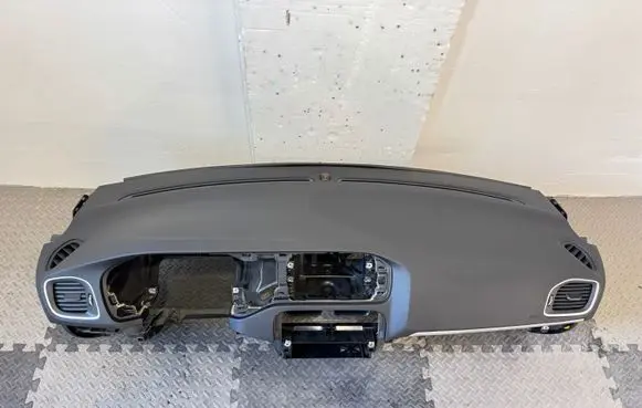 Volvo V40 Dashboard 314773541 314773541534 0P502930
