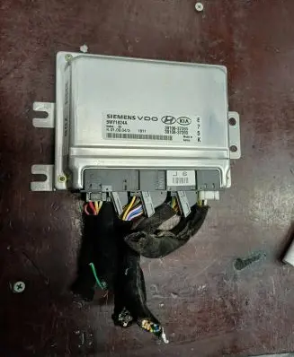 KIA Sportage Engine control unit/module 3910837260 3910837265 5WY1824A