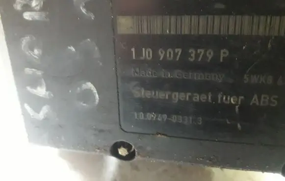 Volkswagen Sharan ABS Pump 1J0907379P