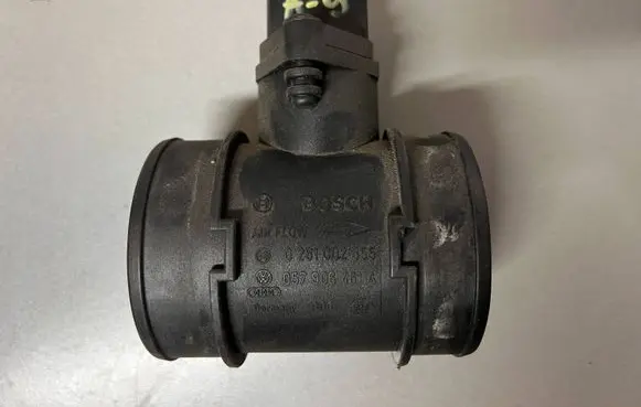 Audi A2 Mass air flow meter 057906461A 0281002355