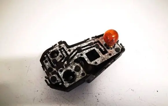 Ford Galaxy Tail light bulb cover holder 95vw13n004da