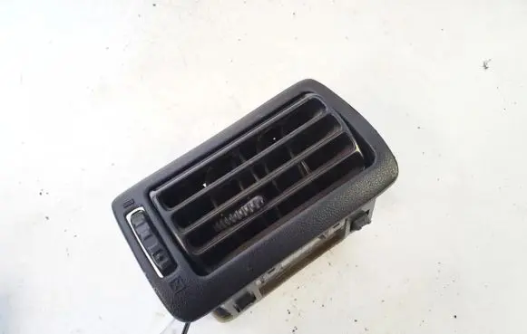 Mazda Xedos 9 Dash center air vent grill t001rh