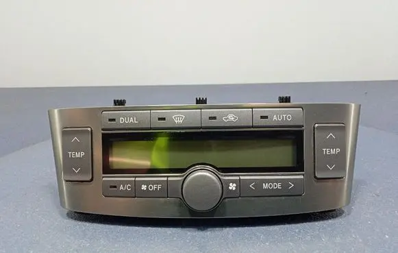 Toyota Avensis Verso Climate control unit 55900-05150