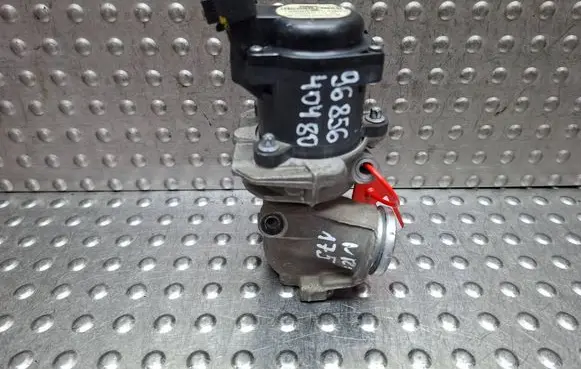 Ford Focus EGR valve S27624175 9685640480