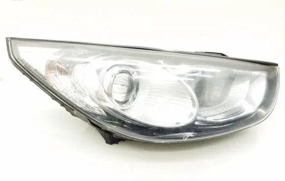 Hyundai ix35 Headlight/headlamp 921022Y