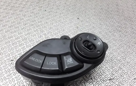 Hyundai Santa Fe Electric window control switch