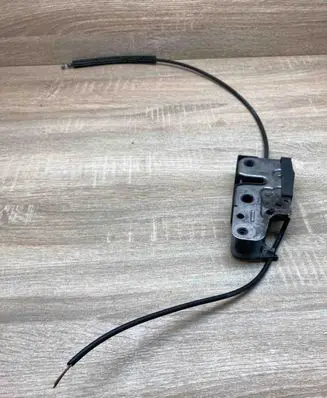 Volkswagen PASSAT B6 Engine bonnet/hood lock/latch loop/hook 3C1823509D 3C1823531