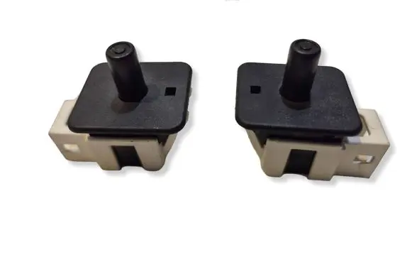 Mercedes-Benz E W211 Front door sensor coupe 2028209410