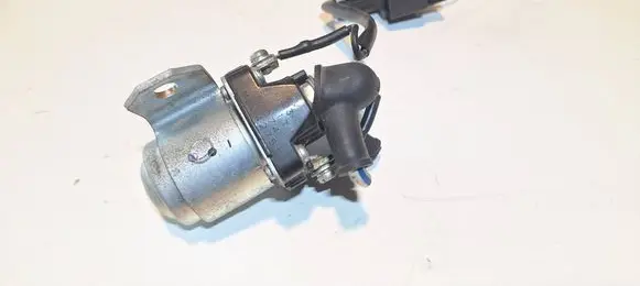 Mitsubishi Pajero Glow plug pre-heat relay MD342751 17074